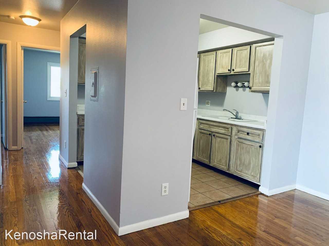 5818 50th Avenue - Photo 3 of 22