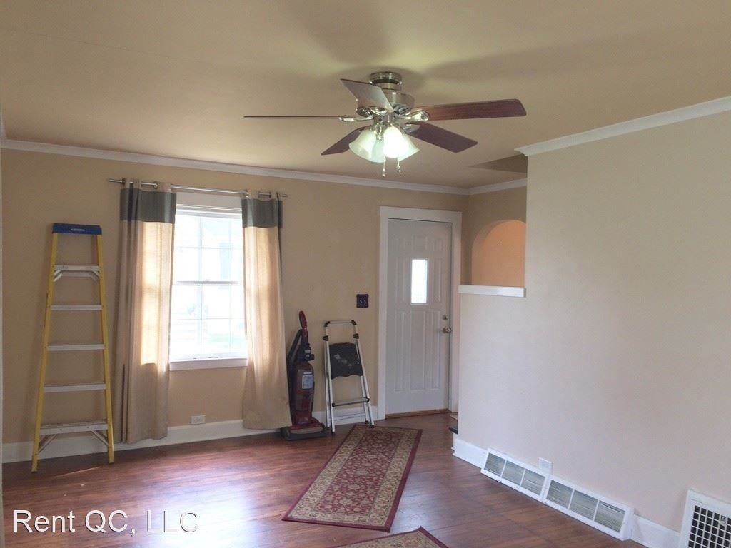 2333 7th St - Photo 3 of 14