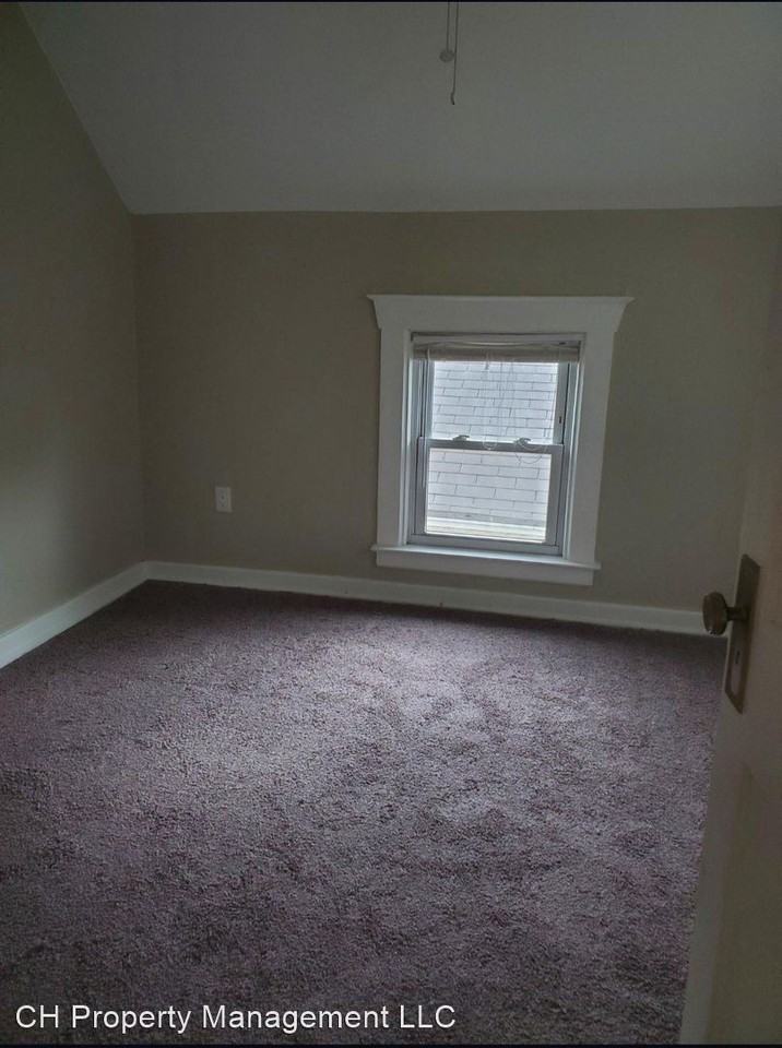 3874 Doremus St - Photo 2 of 10