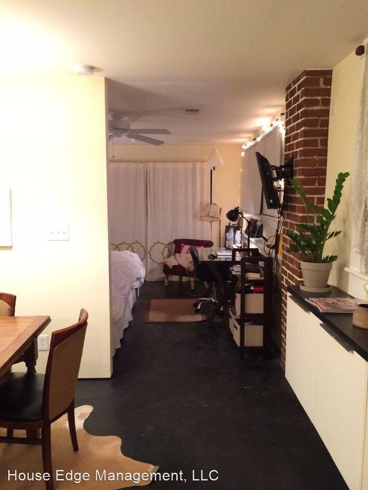 982 N Highland Avenue NE, - Photo 2 of 13