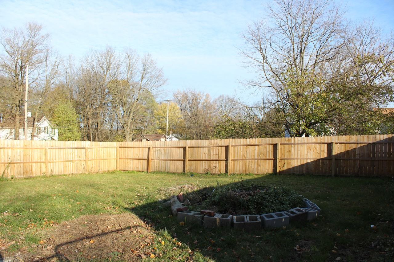 1405 Alamo Ave. - Photo 2 of 3