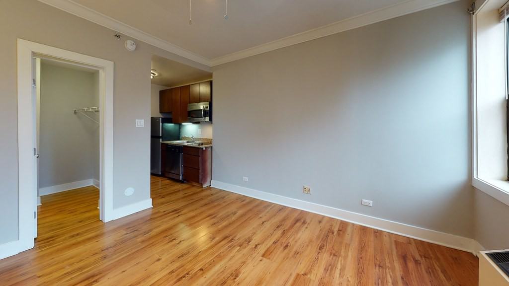 11 West Division Street #901