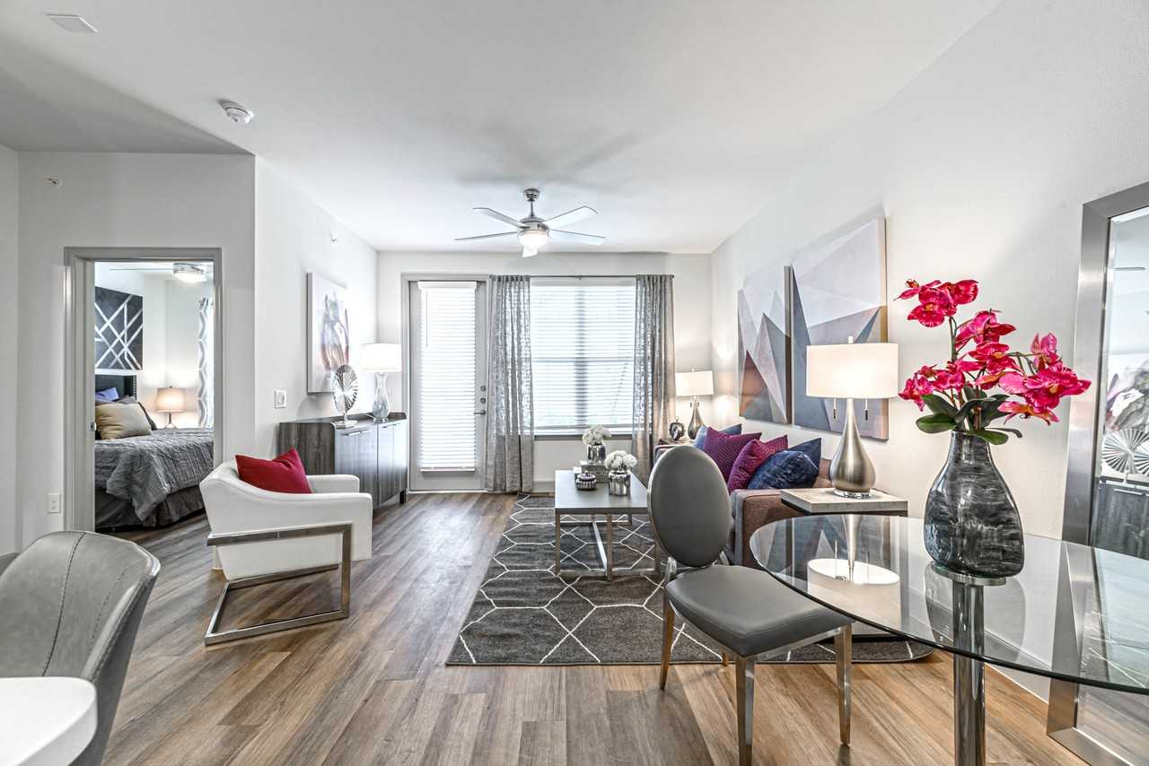 Alys Crossing - Photo 3 of 27