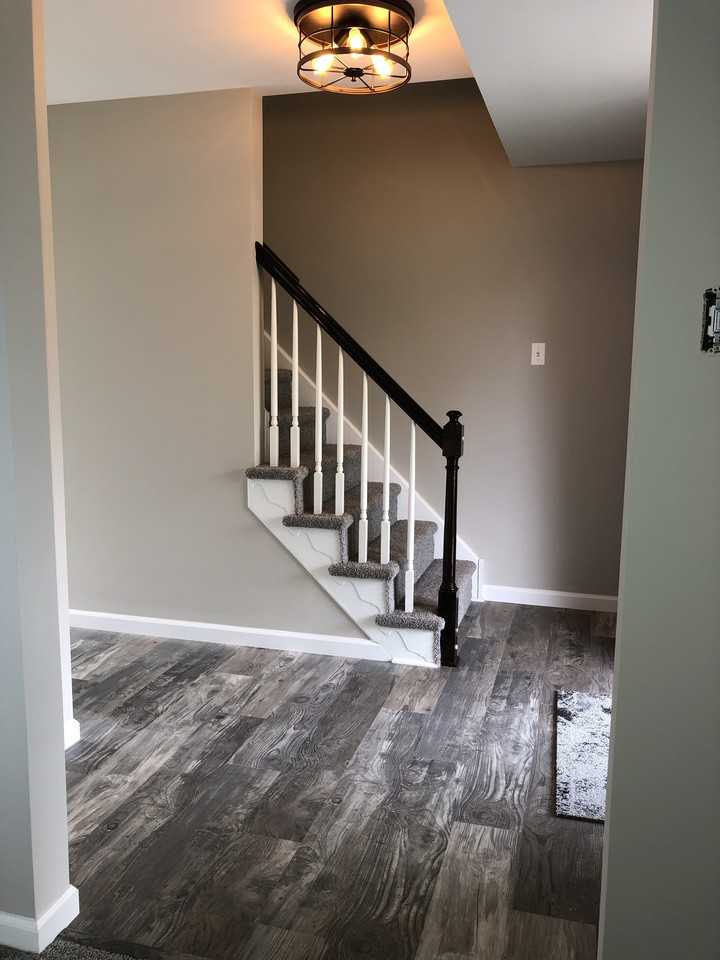 1048 Independence Way - Photo 3 of 10