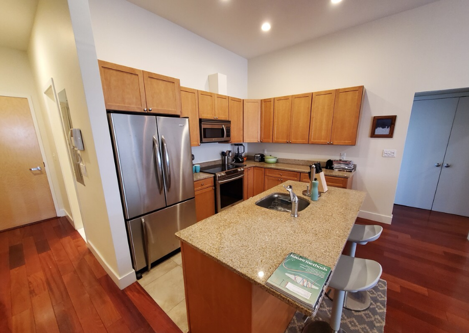 520 Harrison Avenue #401B