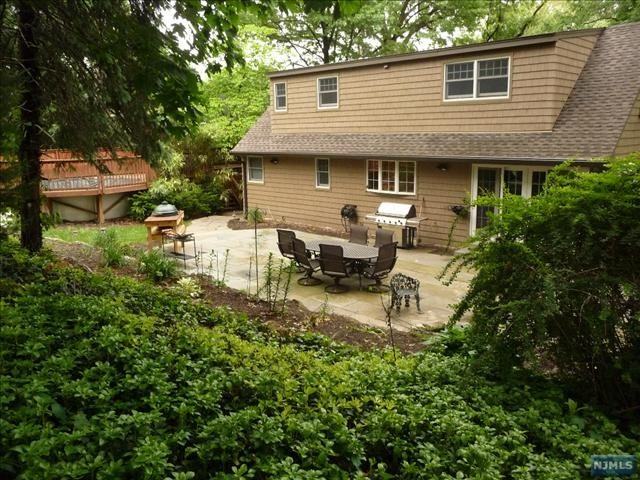 56 Hillside Ave - Photo 2 of 8