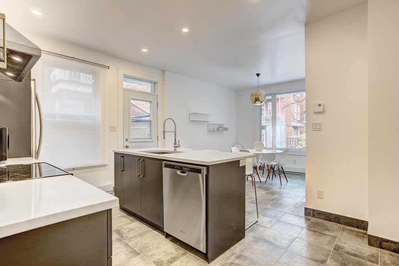5055 Rue Saint-André - Photo 2 of 23