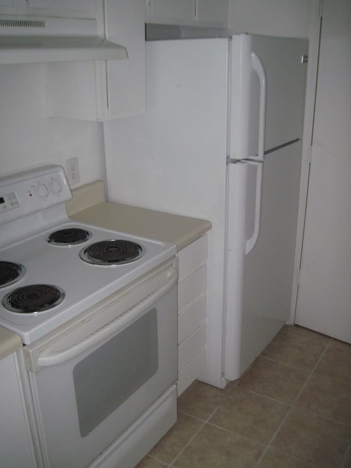 514 Carobrook Road - Photo 6 of 10