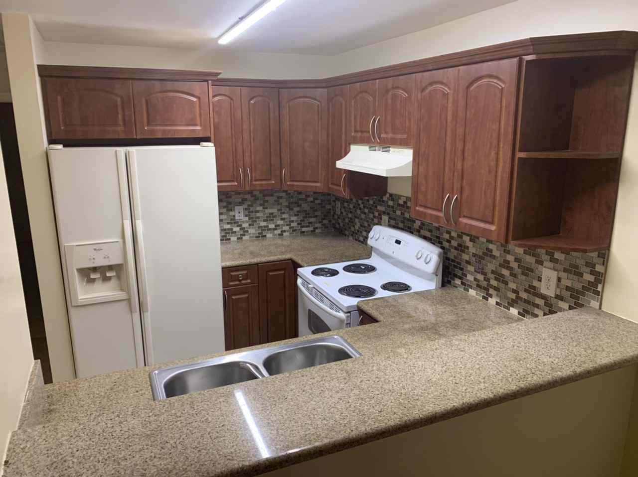 80 SW Eighth Ave - Photo 3 of 9