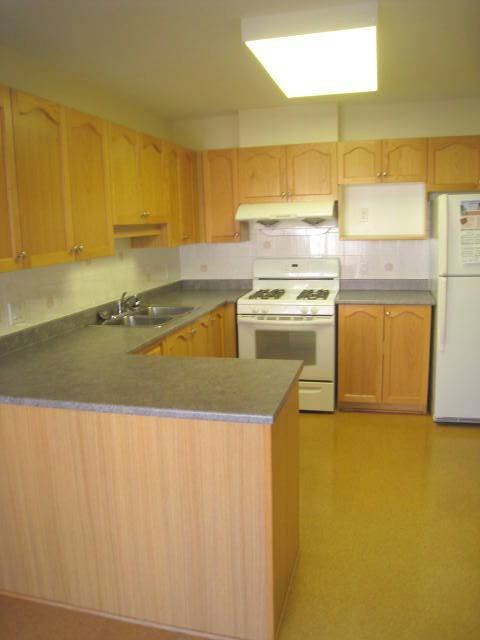 64 Gray Crescent - Photo 3 of 28