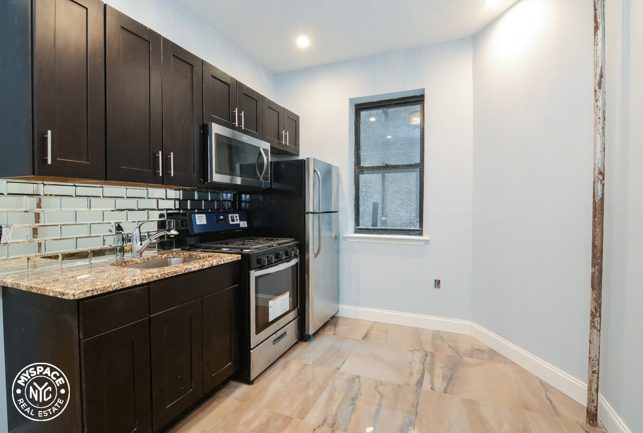 637 Saint Marks Ave #3D