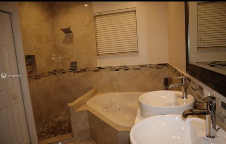 5065 Southwest 134th Avenue - Photo 2 of 10