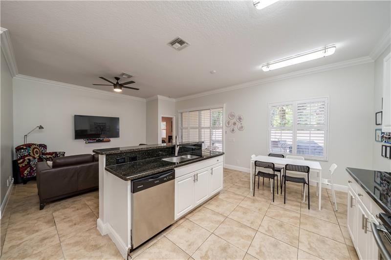 4234 Nw 38th Dr - Photo 3 of 8