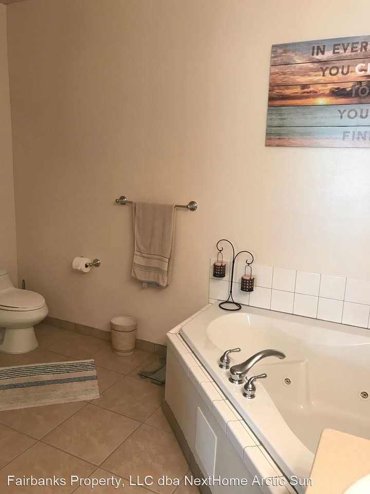 649 W 5th Ave - Photo 3 of 36