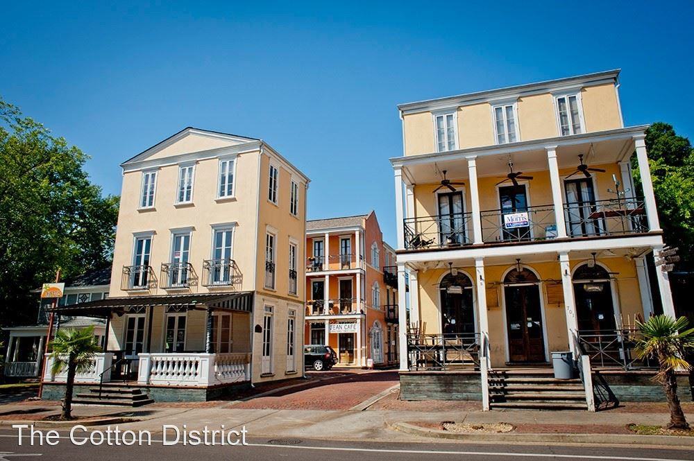 701 University Drive, Building B Apartments 701 University Dr