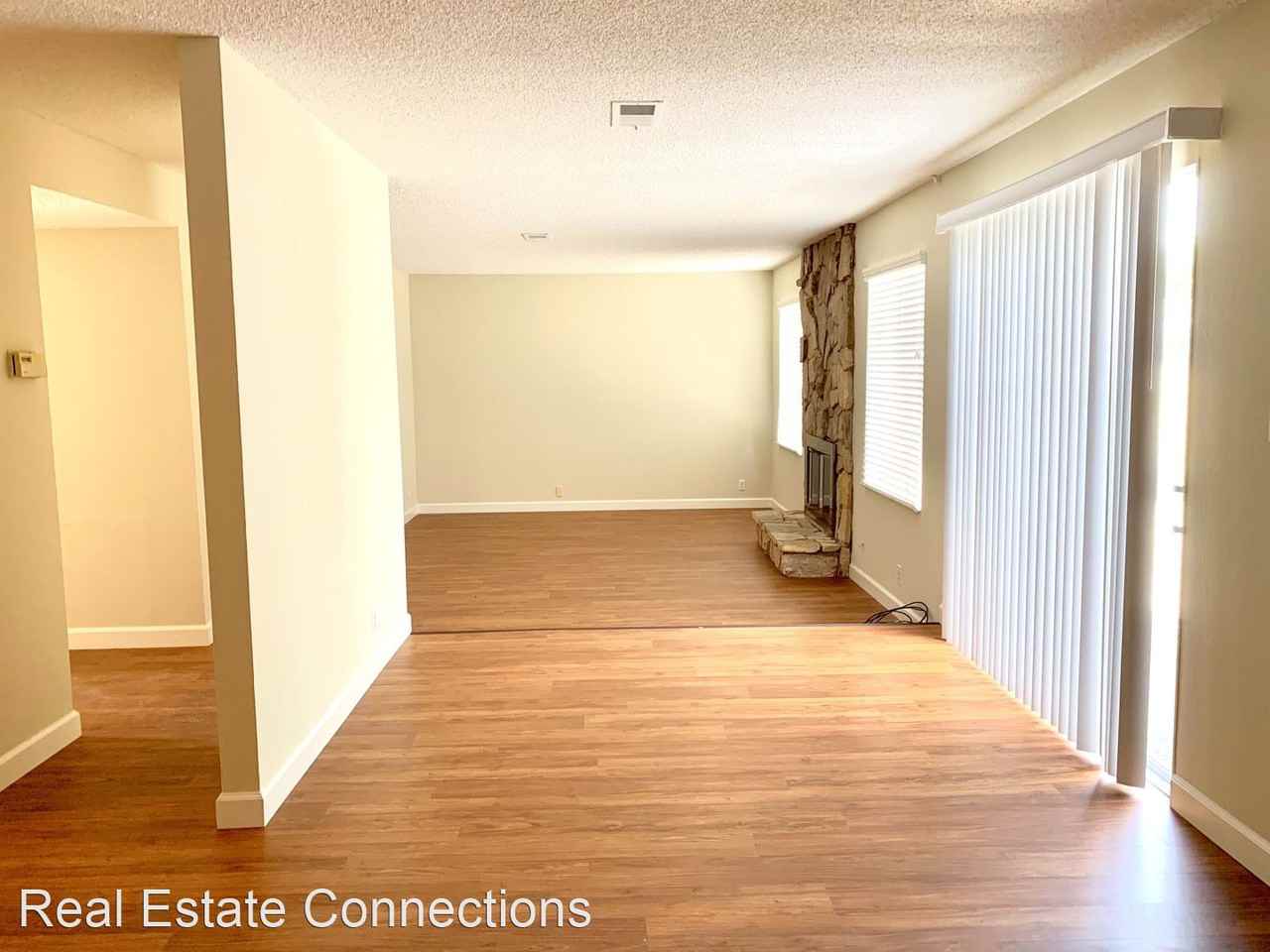 2543 Glenrio Dr - Photo 2 of 12