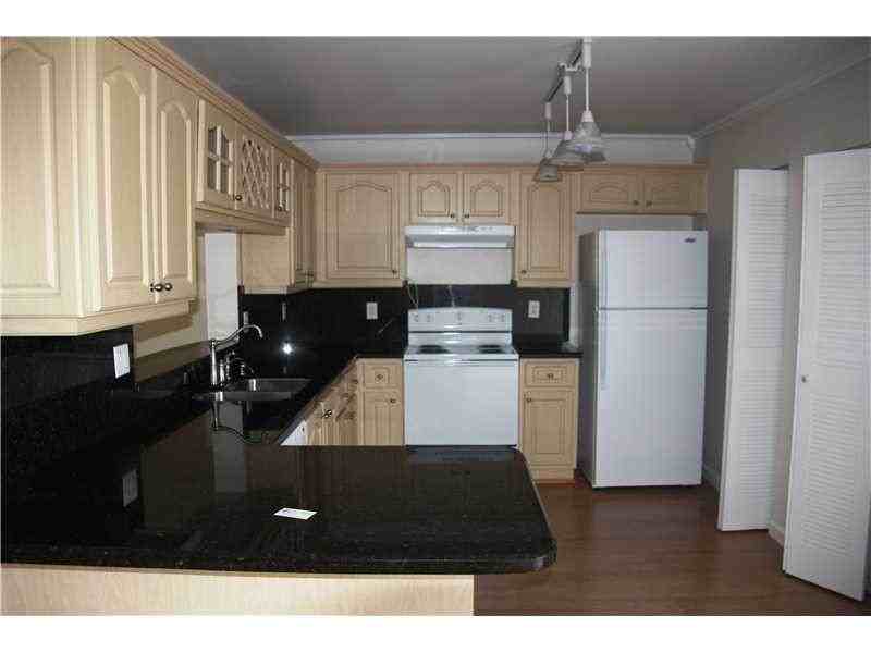 615 NW 109th Ave - Photo 2 of 6