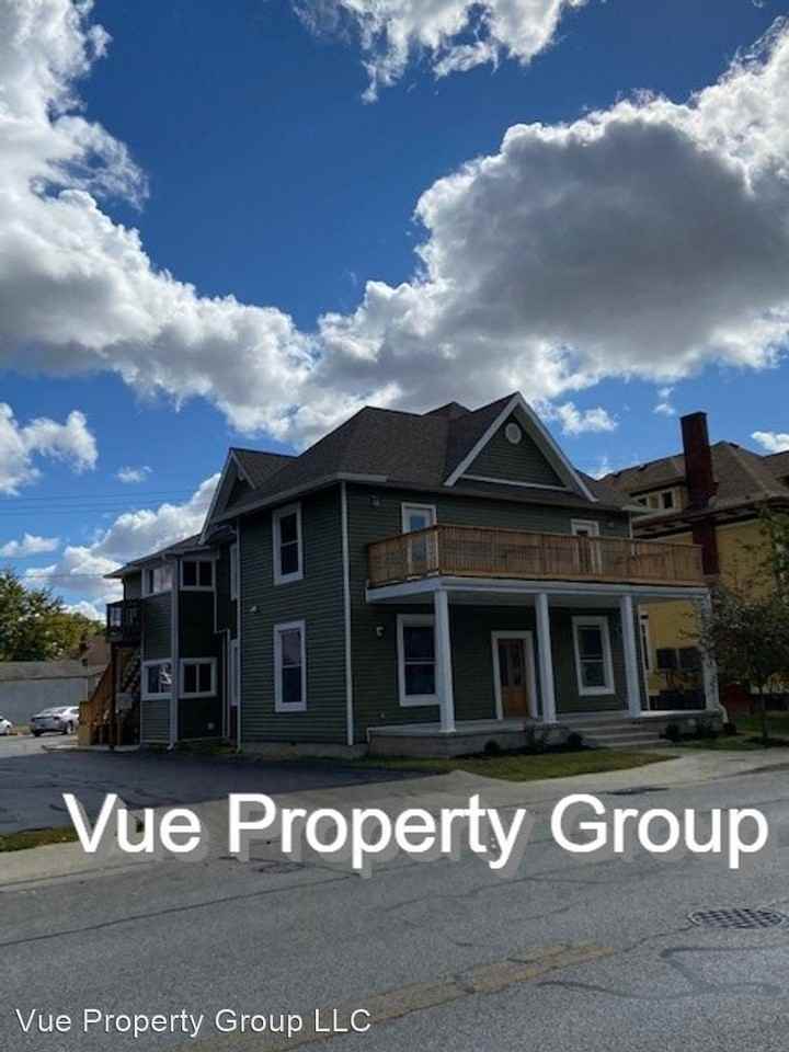 399 North Main Street - Photo 2 of 13