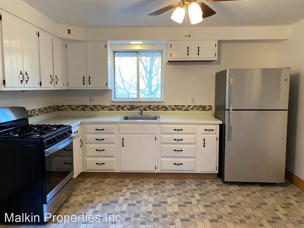 3310 New England Rd - Photo 3 of 7