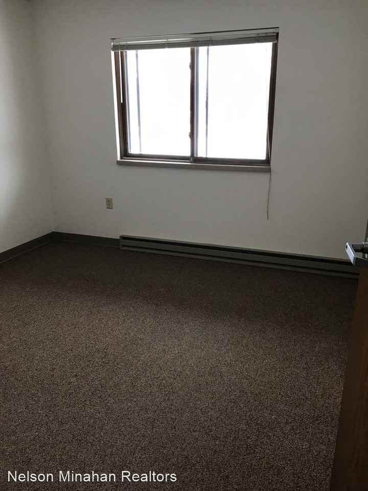 829 S. Main Street - Photo 2 of 8