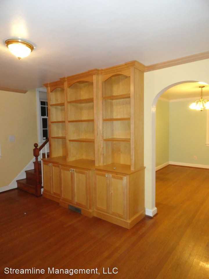 1608 S Springwood Dr - Photo 2 of 30