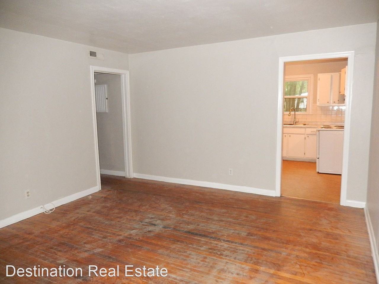 1641 Mayhew St - Photo 3 of 20