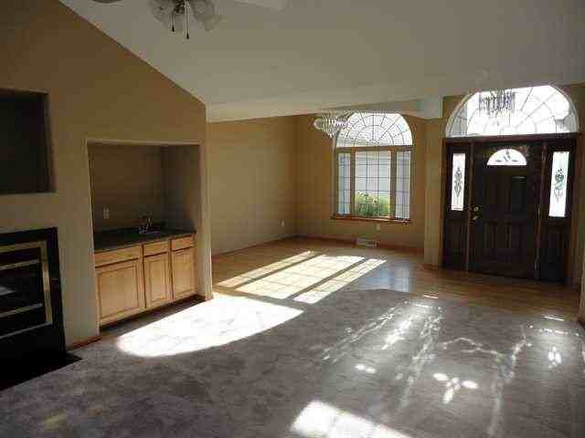 217 Steeple Ct - Photo 2 of 20