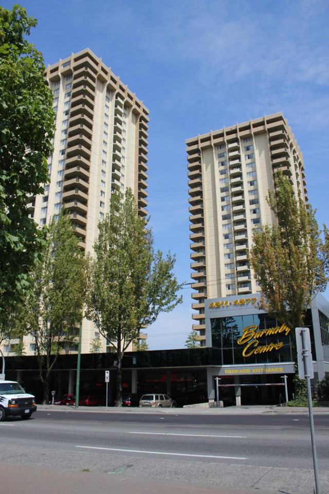 Burnaby Centre - Photo 2 of 14