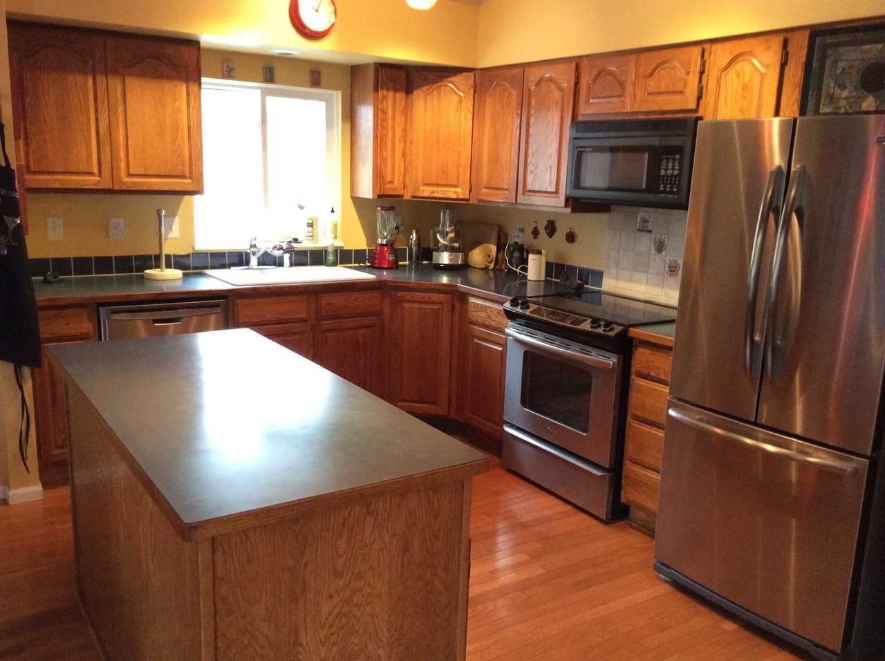 2261 Shawnee Ct - Photo 3 of 11