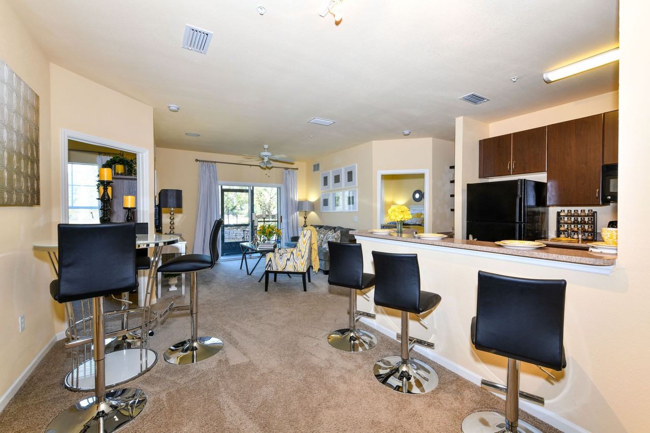 Courtney Isles - Photo 4 of 50