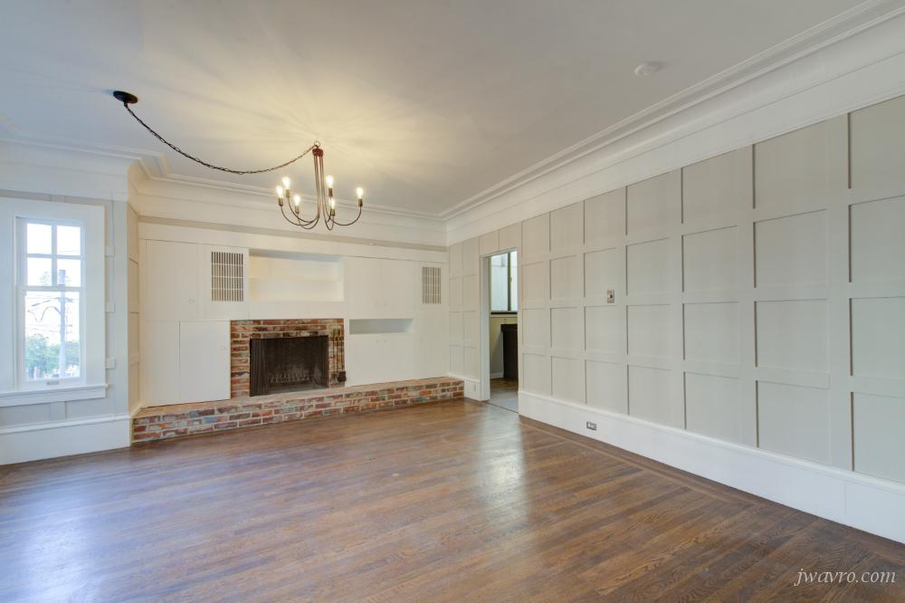 Jackson & Baker Street - Photo 5 of 31