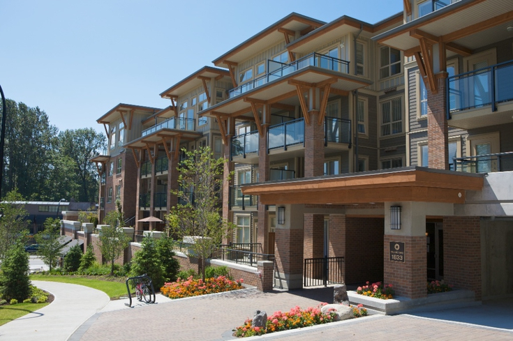 1633 Mackay Avenue #327