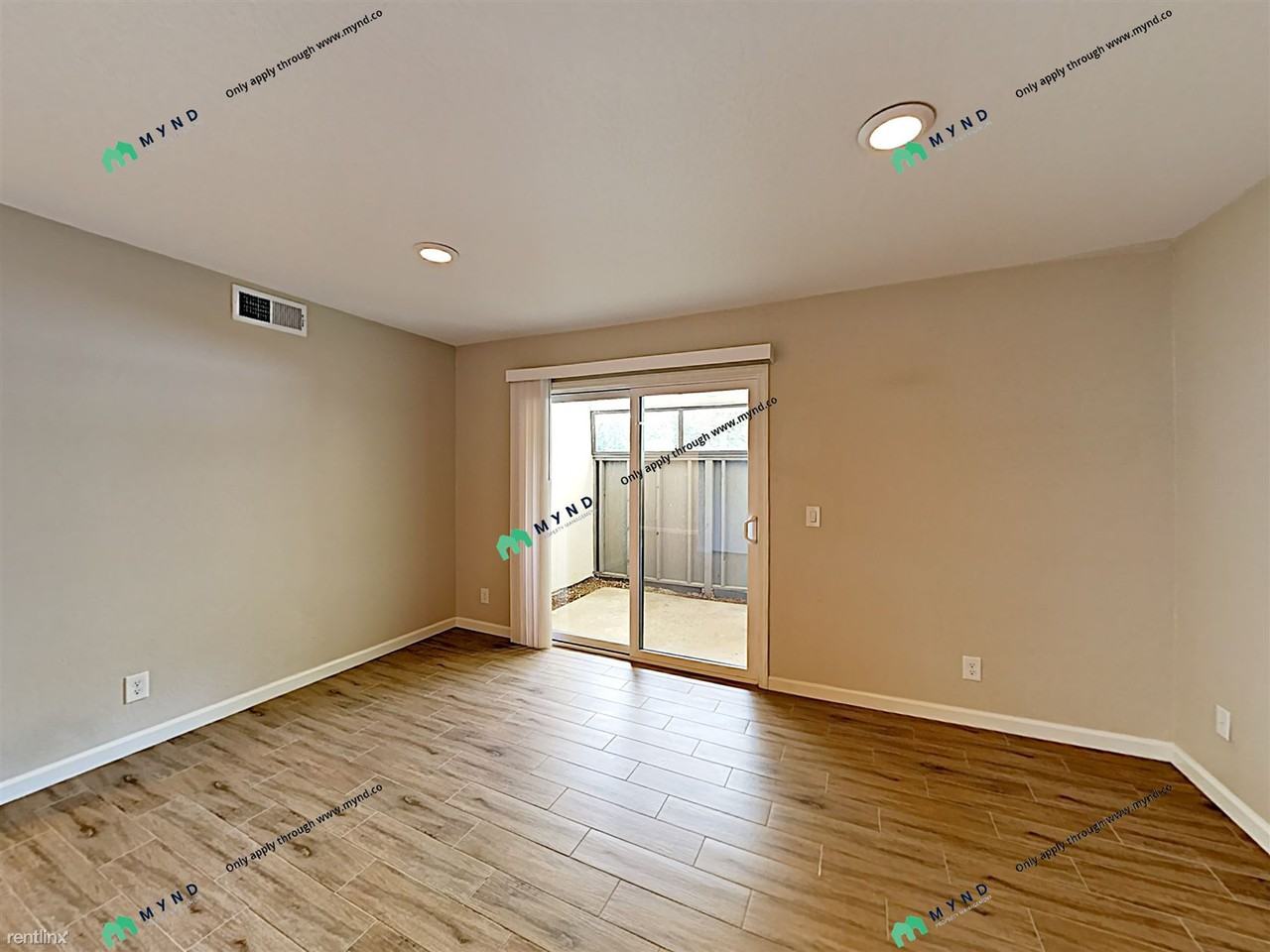 2522 T St #7 - Photo 3 of 8