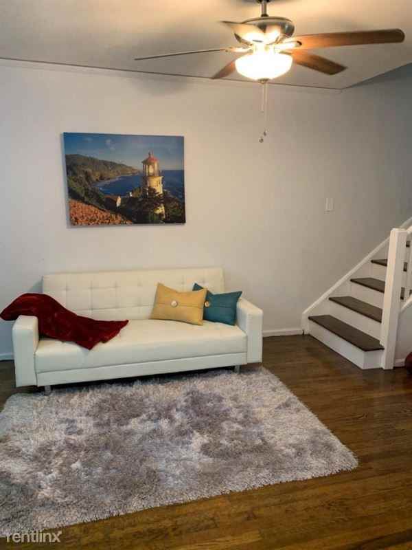 49 Flanders Ln - Photo 2 of 16