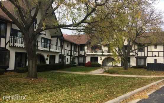 42160 Woodward Ave #82 - Photo 3 of 28