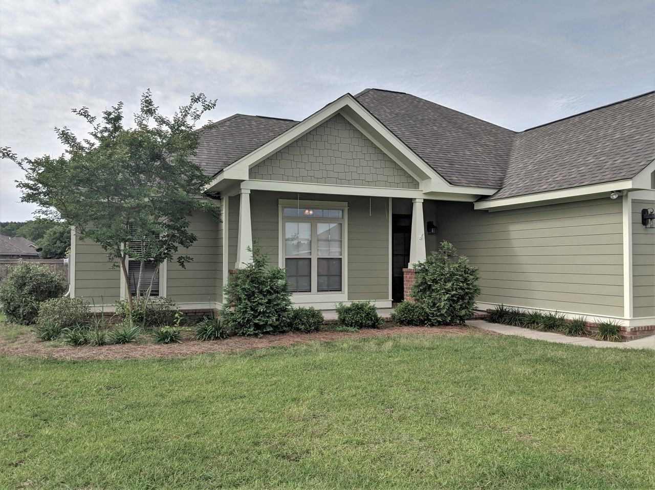 11 W Sycamore - Photo 3 of 34