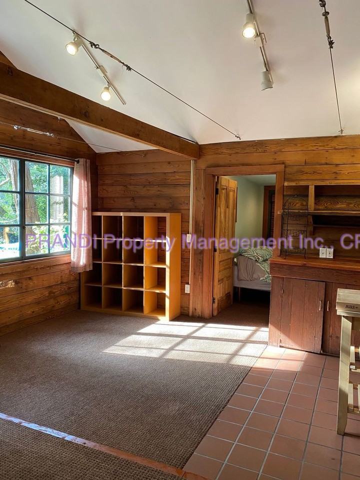 10 Mountain View Ave - Photo 3 of 10