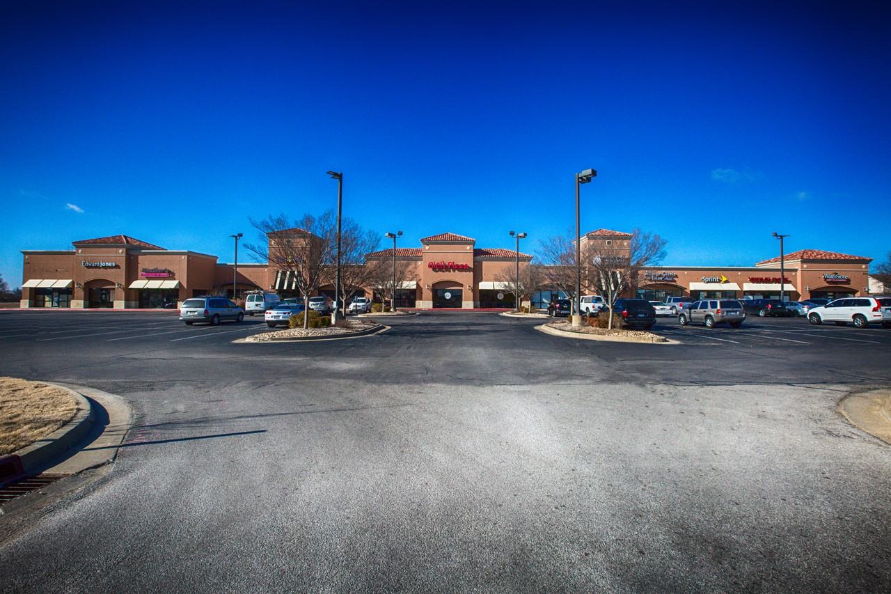 9540 N Garnett Rd - Photo 2 of 2