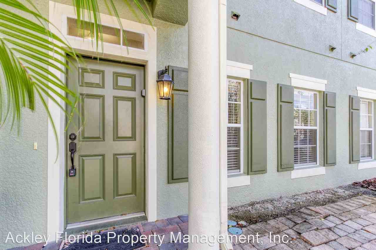 2462 Caravelle Cir - Photo 3 of 50