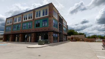 featured image of 305 W 27th St