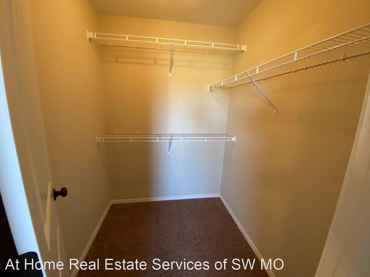 3125 W Golden Valley Ct - Photo 3 of 15