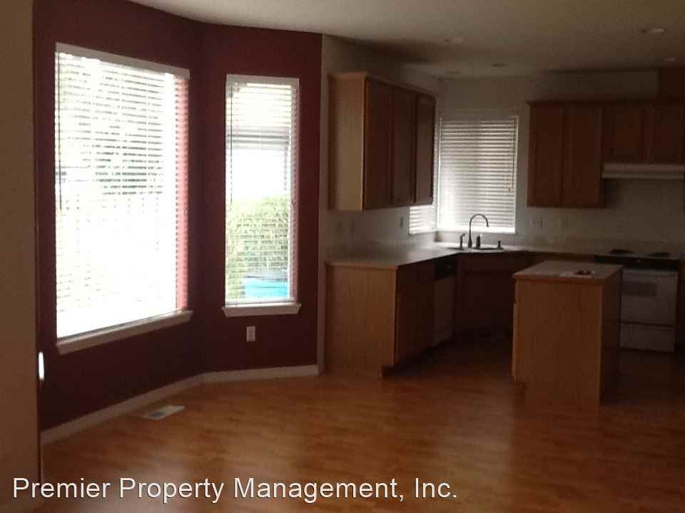 1500 Ne 92nd Ave - Photo 2 of 14