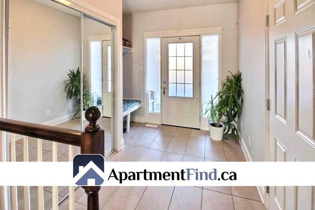 1029 Marconi Ave - Photo 3 of 30