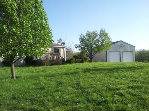 402 NE 550th Rd - Photo 3 of 12