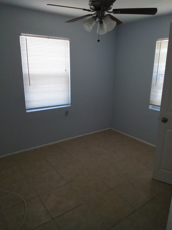 1811 9th Avenue South #C - Photo 2 of 9