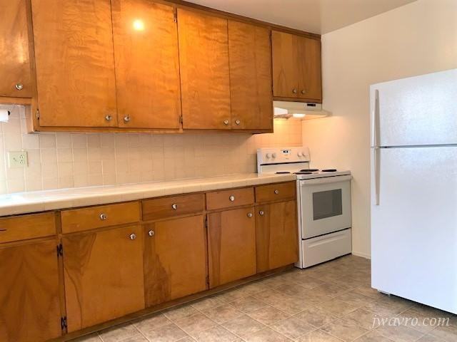 860 Corbett Avenue - Photo 3 of 14