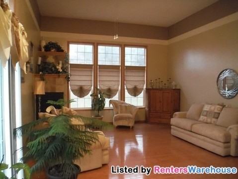 1195 Ridge St - Photo 3 of 15