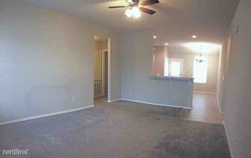 1380 Brigade Blvd - Photo 2 of 12