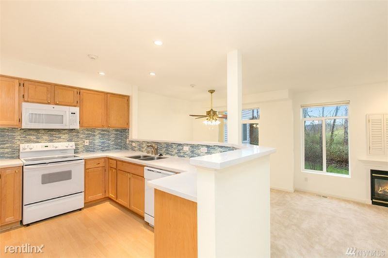 4632 168th Ct Ne - Photo 3 of 7