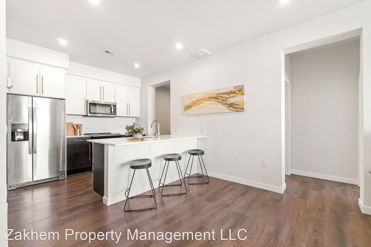 Mile High at Sloan's Lake - Photo 4 of 48